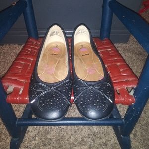 Earth Spirit flats with Gelron insoles
